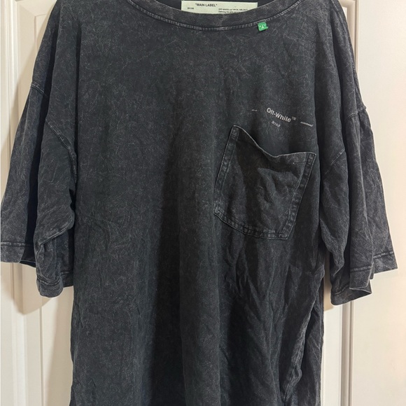 Off-White Men's Charcoal Pocket Tee - Picture 1 of 5